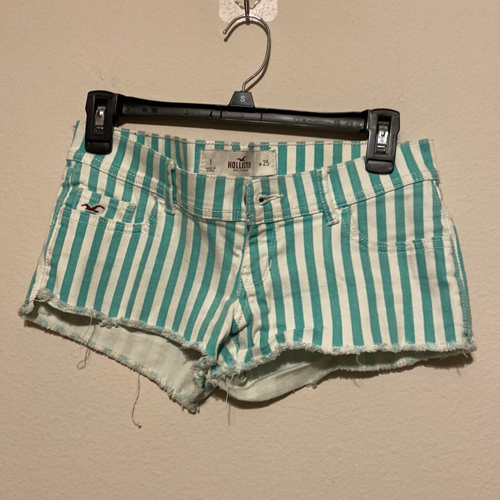 Hollister jean shorts